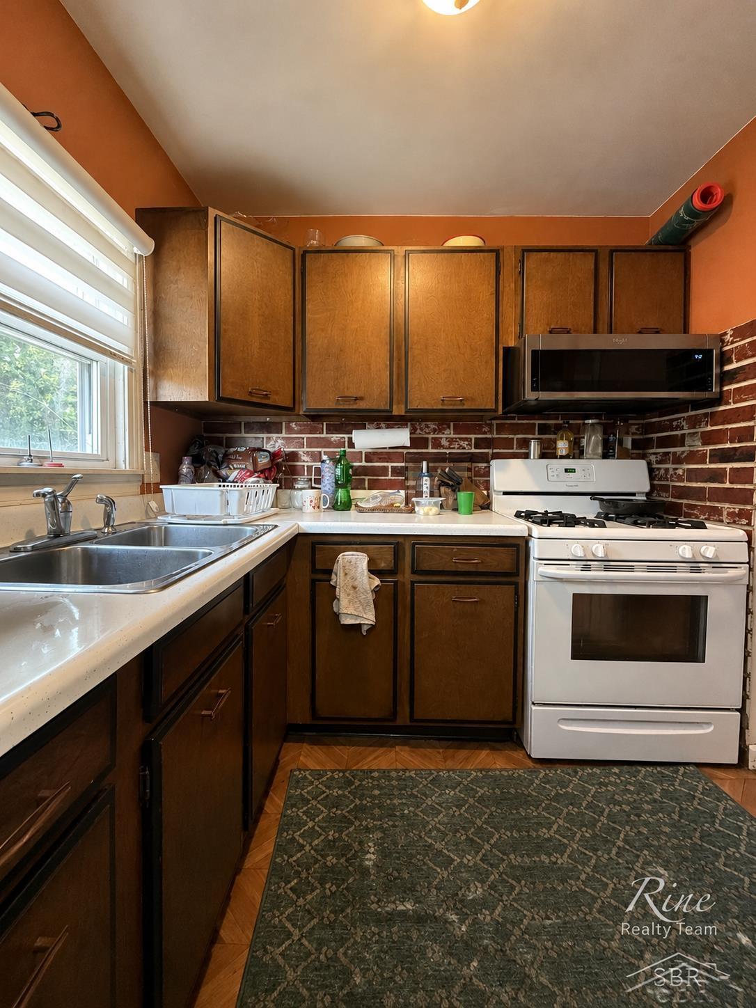 3204 Hemphill Road Burton, MI 48529 - Photo 21 of 39 Gallery Image 21