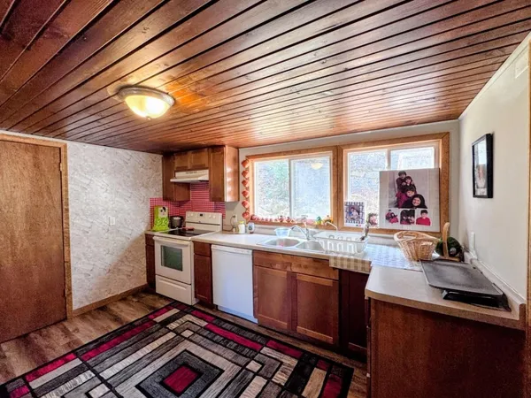 $219,900 | 327 West River Street, Darlington, WI 53530