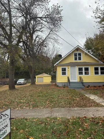 $165,900 | 306 East 2nd Street, Albert Lea, MN 56007