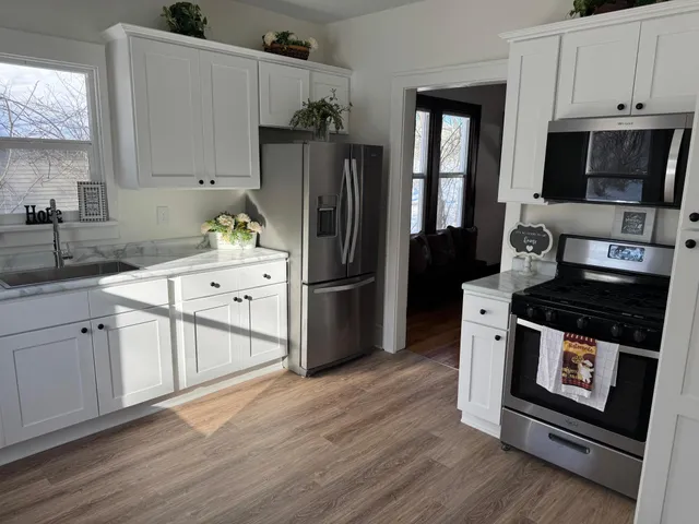 $165,900 | 306 East 2nd Street, Albert Lea, MN 56007