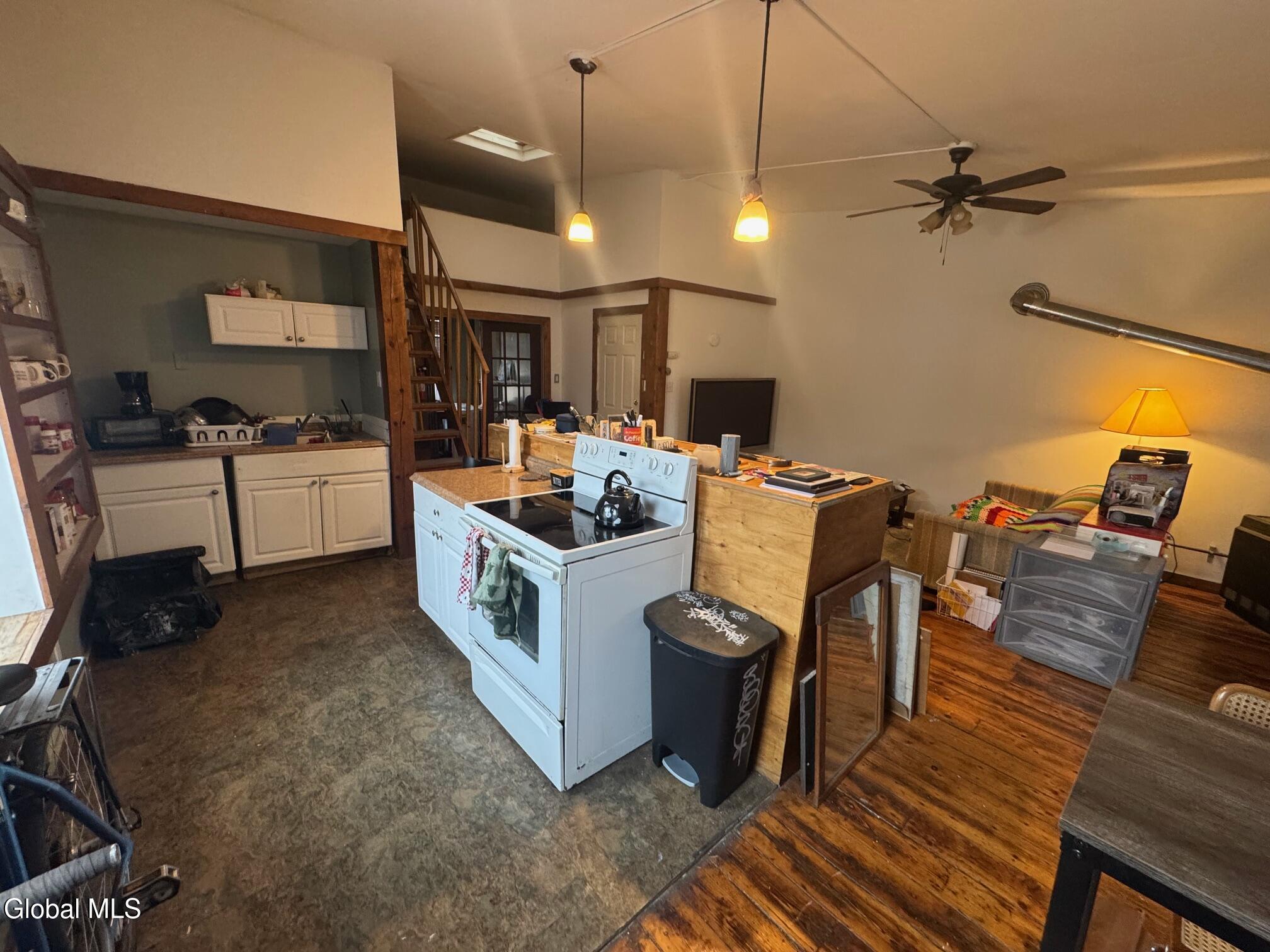 80 Ida Street Troy, NY 12180 - Photo 3 of 16 4