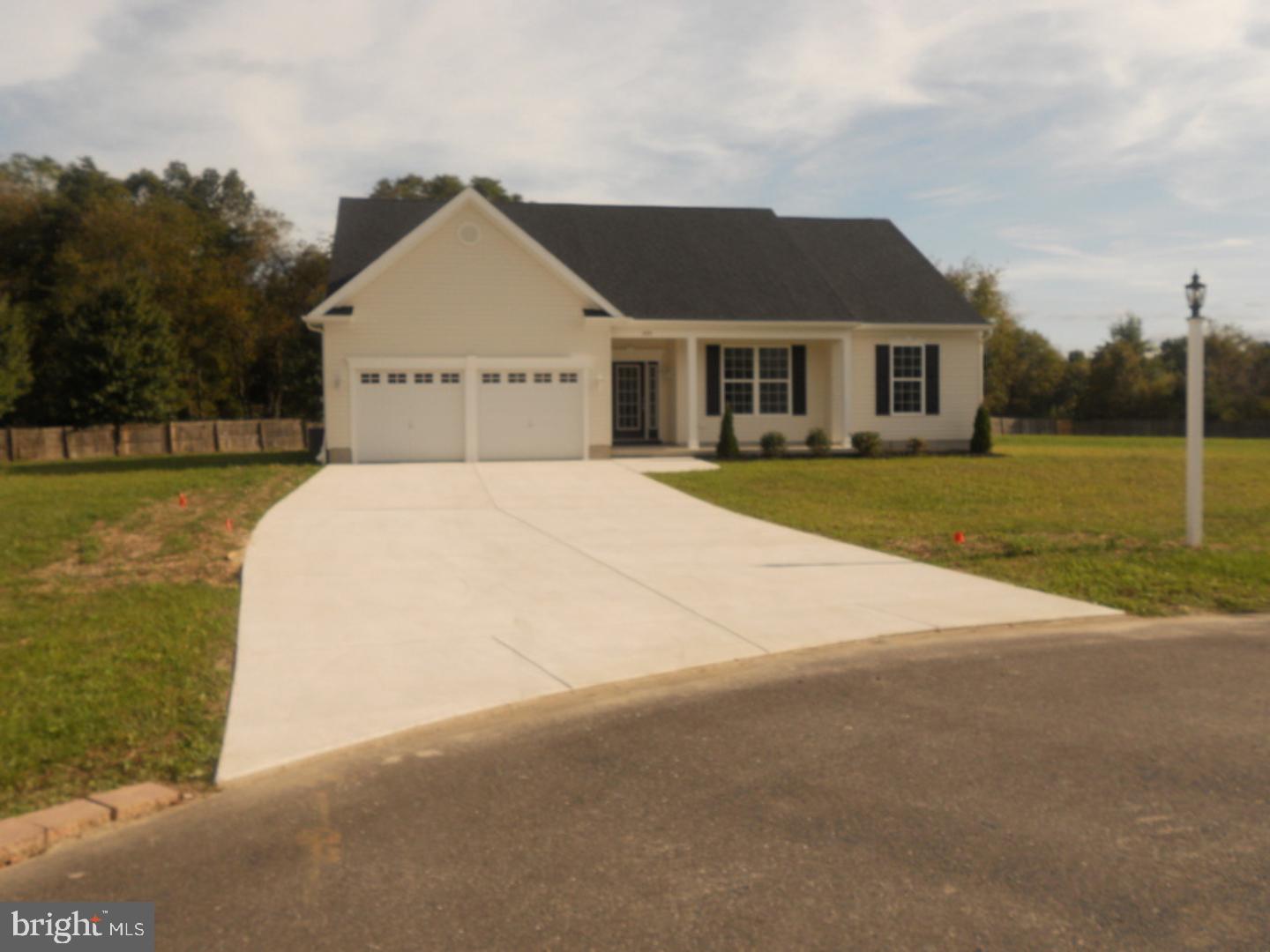 1092 Chews Landing Road Laurel Springs, NJ 08021 - Photo 2 of 15 Driveway w/Plenty of Parking Space
