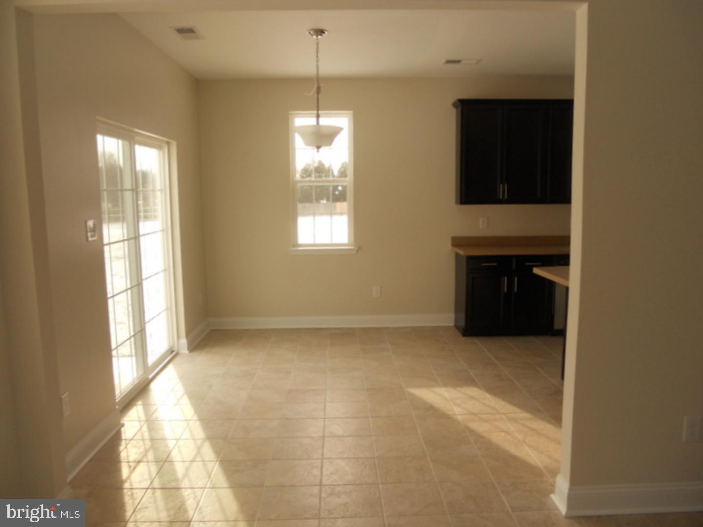1092 Chews Landing Road Laurel Springs, NJ 08021 - Photo 6 of 15 Breakfast Room w/Sliders to Backyard