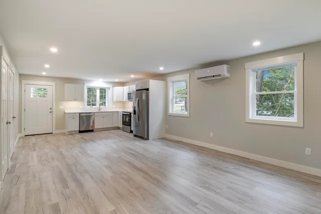 $325,000 | 324 Ossipee Trail West, Unit 2, Standish, ME 04084