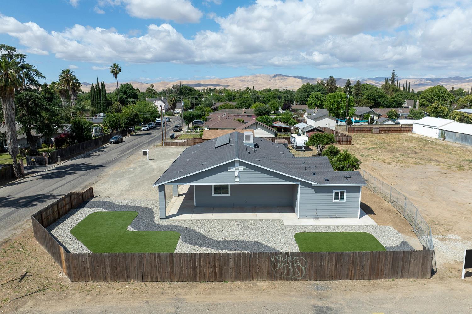 720 North 2nd Street Patterson, CA 95363 - Photo 18 of 84