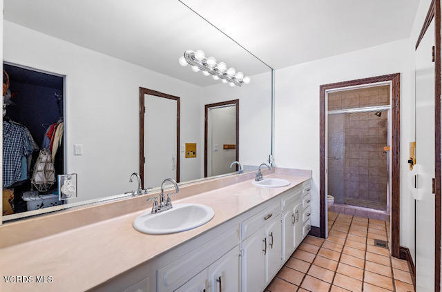 2034 Ravoli Drive Oxnard, CA 93035 - Photo 18 of 26 2034 master bathroom