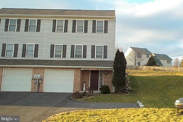 21 Tupelo Street Lititz, PA 17543 - Photo 1 of 6