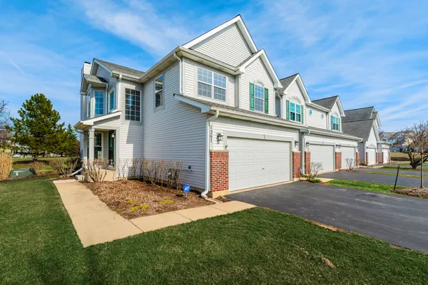 $439,000 | 1267 Appaloosa Way, Bartlett, IL 60103