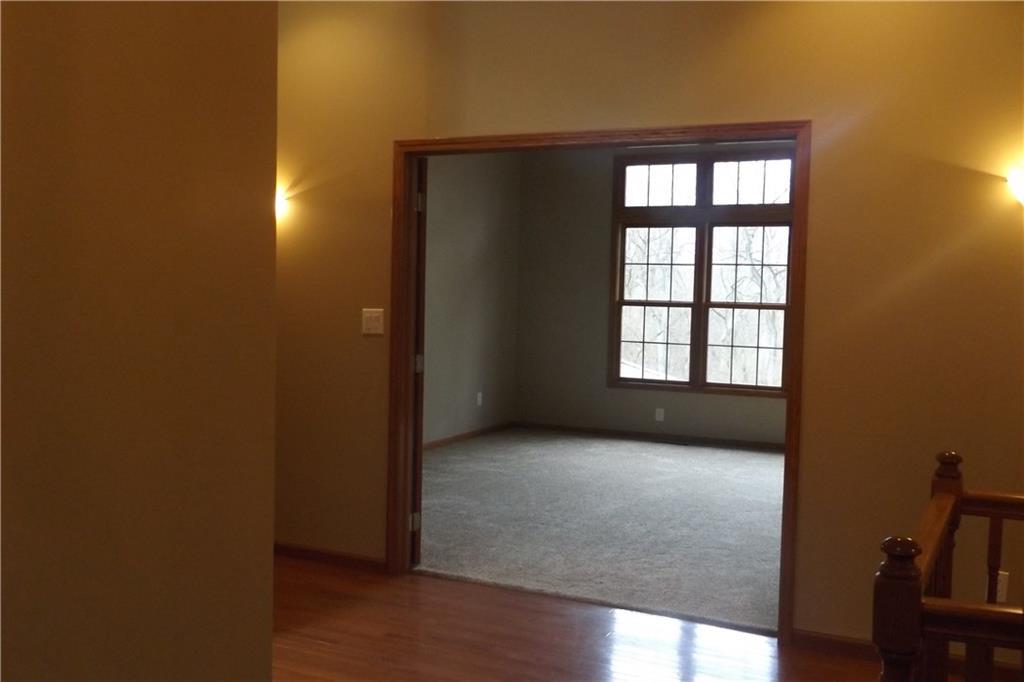 300 California Springfield, OH 45505 - Photo 11 of 98