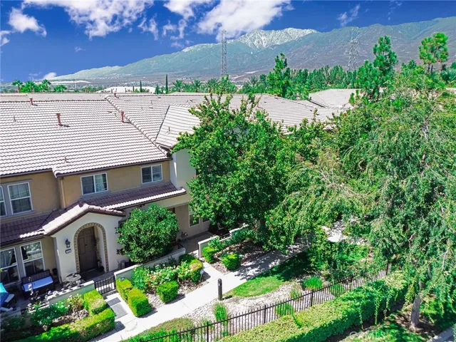 $569,999 | 15723 Parkhouse Drive, Unit 105, Fontana, CA 92336