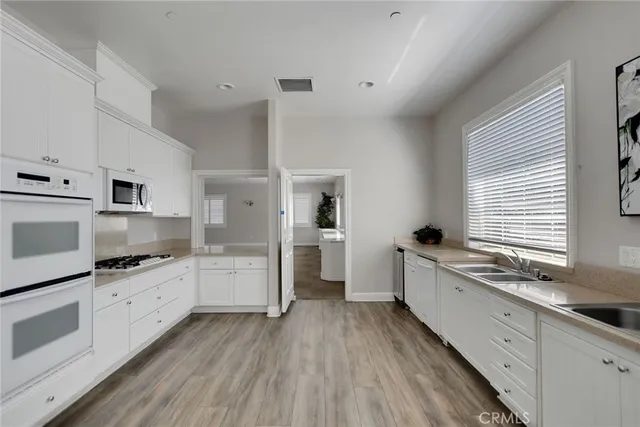 $569,999 | 15723 Parkhouse Drive, Unit 105, Fontana, CA 92336