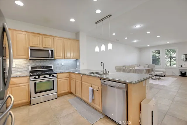 $569,999 | 15723 Parkhouse Drive, Unit 105, Fontana, CA 92336