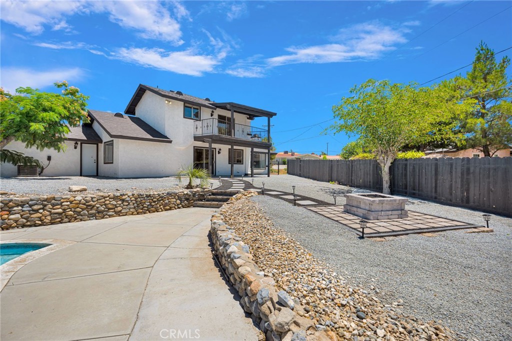 14204 Tehachapi Road Apple Valley, CA 92307 - Photo 44 of 72