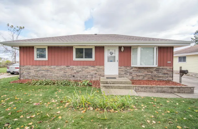 $264,900 | 5008 North 104th Street, Milwaukee, WI 53225