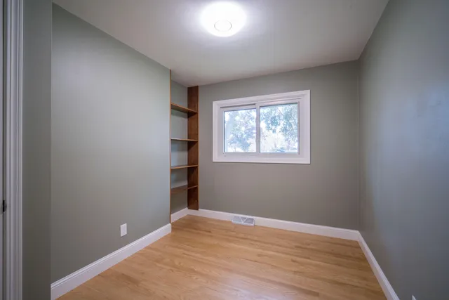 $264,900 | 5008 North 104th Street, Milwaukee, WI 53225