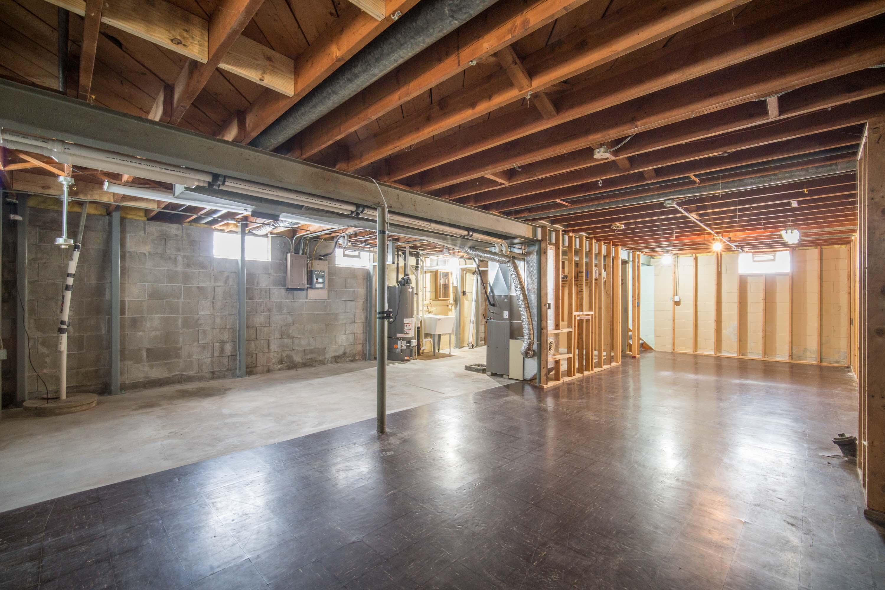 5008 North 104th Street Milwaukee, WI 53225 - Photo 25 of 27 3 (5)