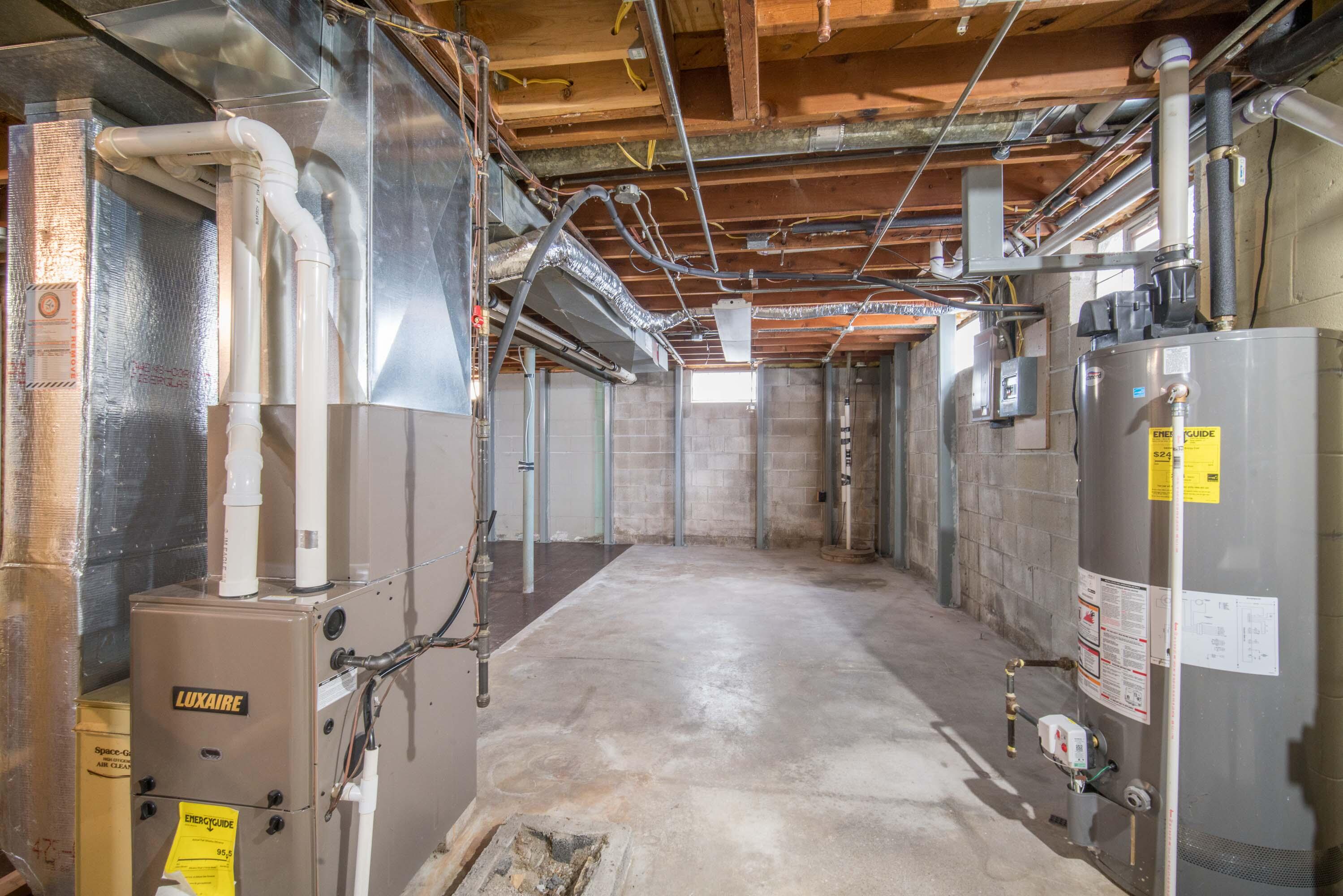 5008 North 104th Street Milwaukee, WI 53225 - Photo 26 of 27 2 (5)