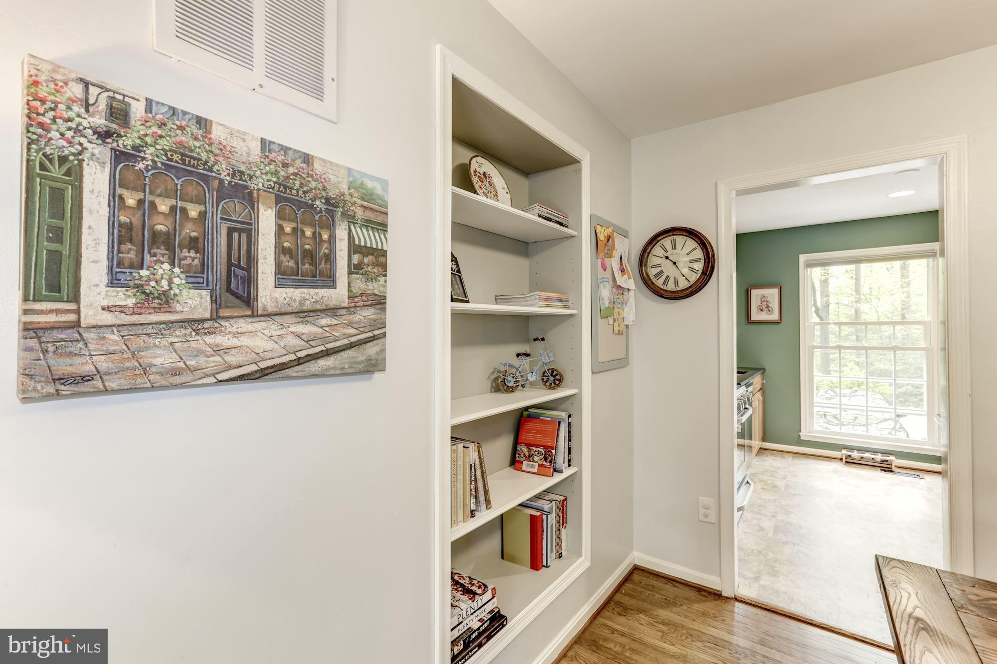 1512 Chatham Colony Court Reston, VA 20190 - Photo 11 of 31 Built in shelving