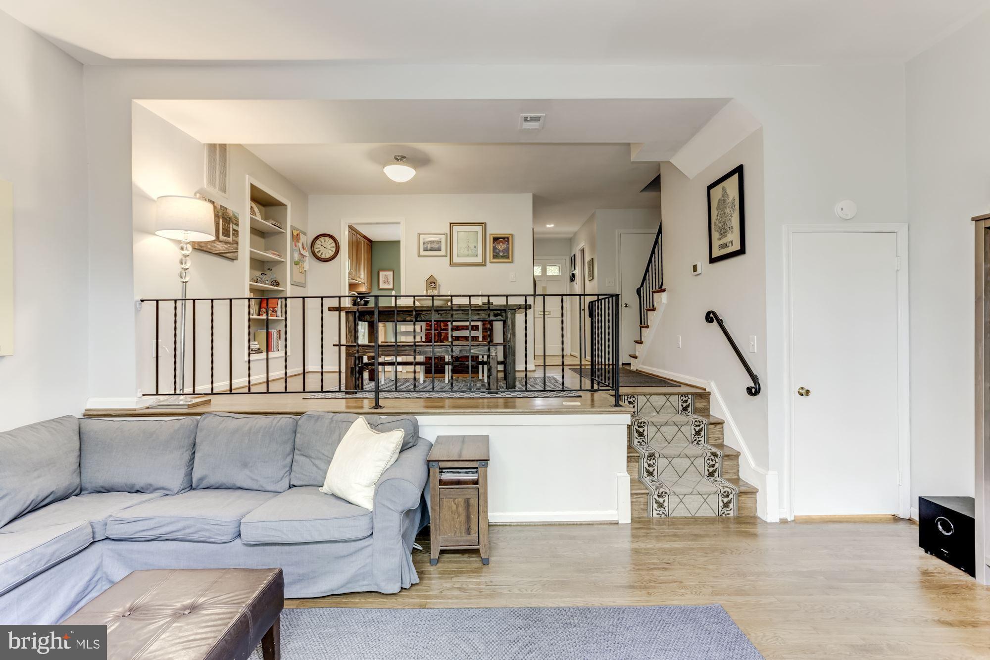 1512 Chatham Colony Court Reston, VA 20190 - Photo 7 of 31 Large room easy to place furniture