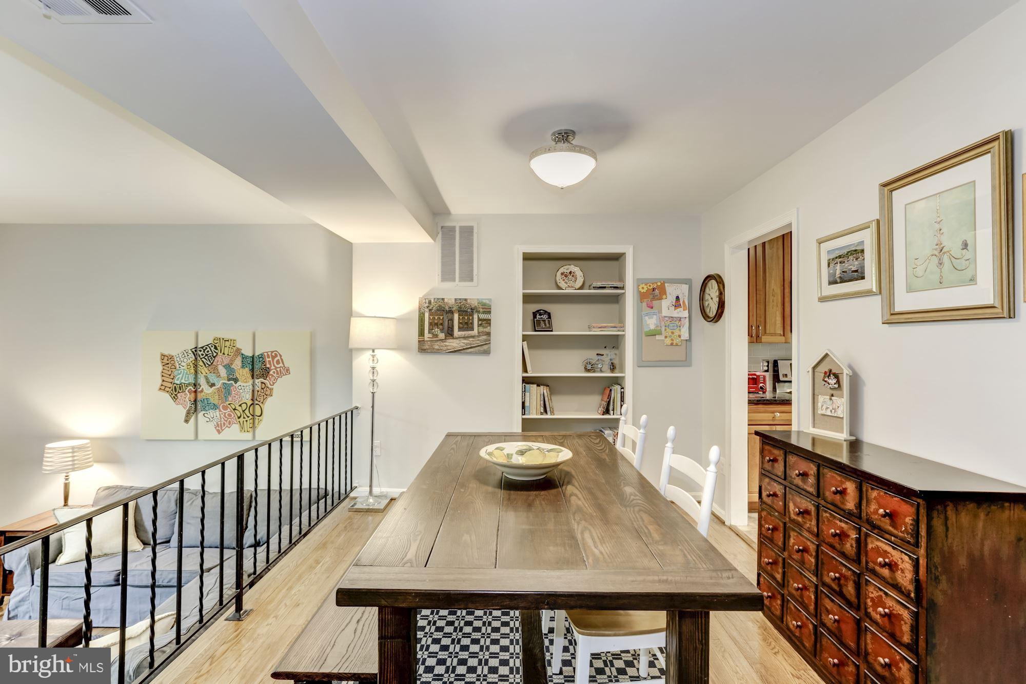 1512 Chatham Colony Court Reston, VA 20190 - Photo 10 of 31 Gallery Image 10