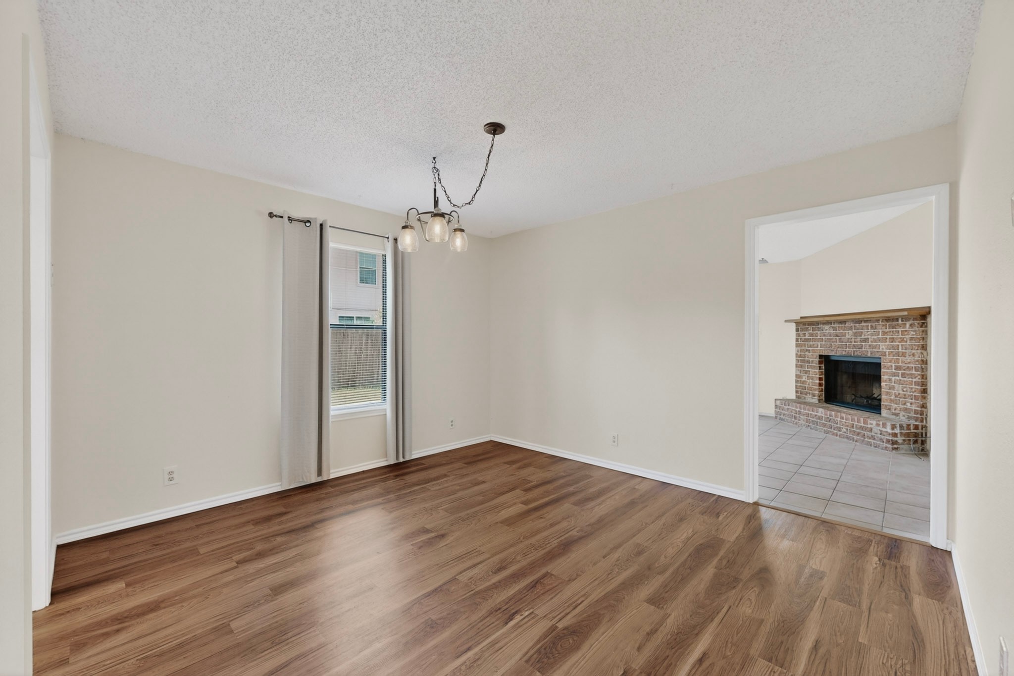 12800 Old San Antonio Road, Unit A Manchaca, TX 78652 - Photo 8 of 28 Dining room/living room