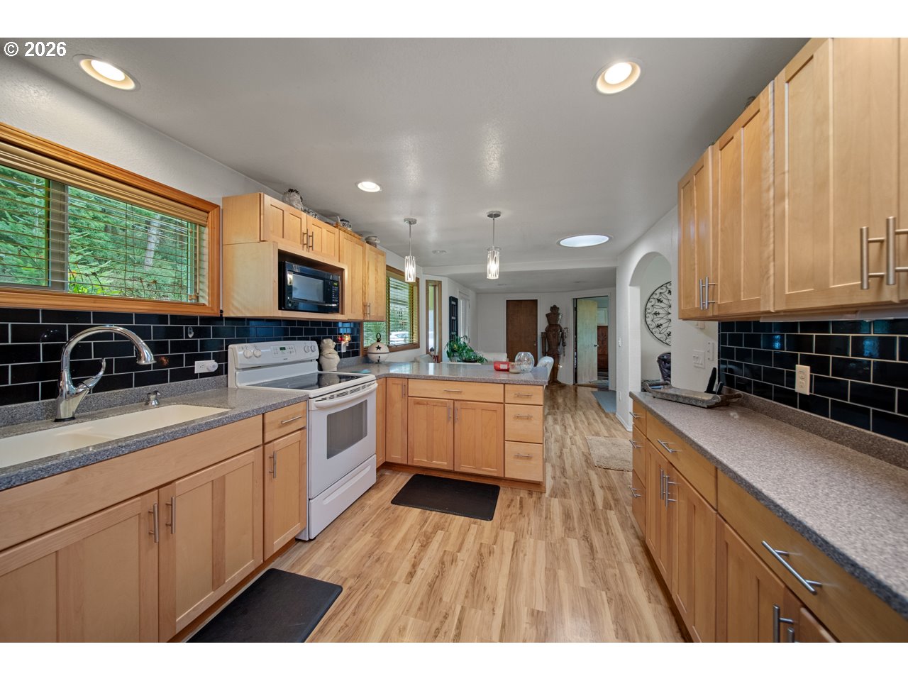 28448 Mateer Road Gold Beach, OR 97444 - Photo 23 of 48