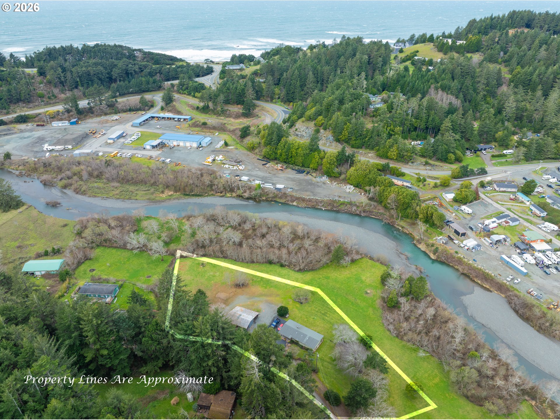 28448 Mateer Road Gold Beach, OR 97444 - Photo 4 of 48