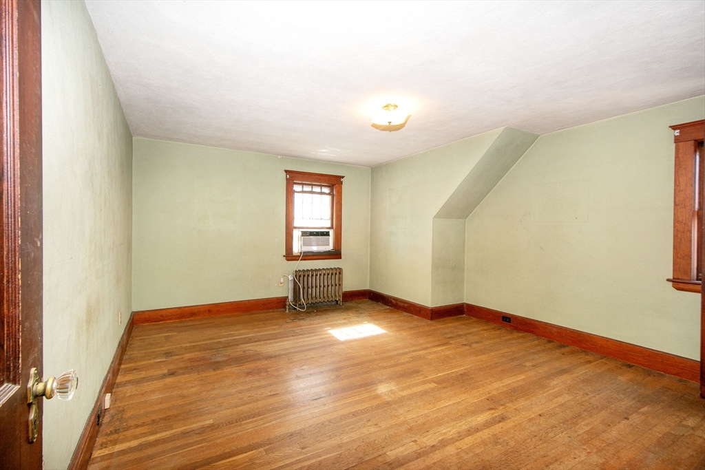 86 Westminster Road Weymouth, MA 02189 - Photo 17 of 18