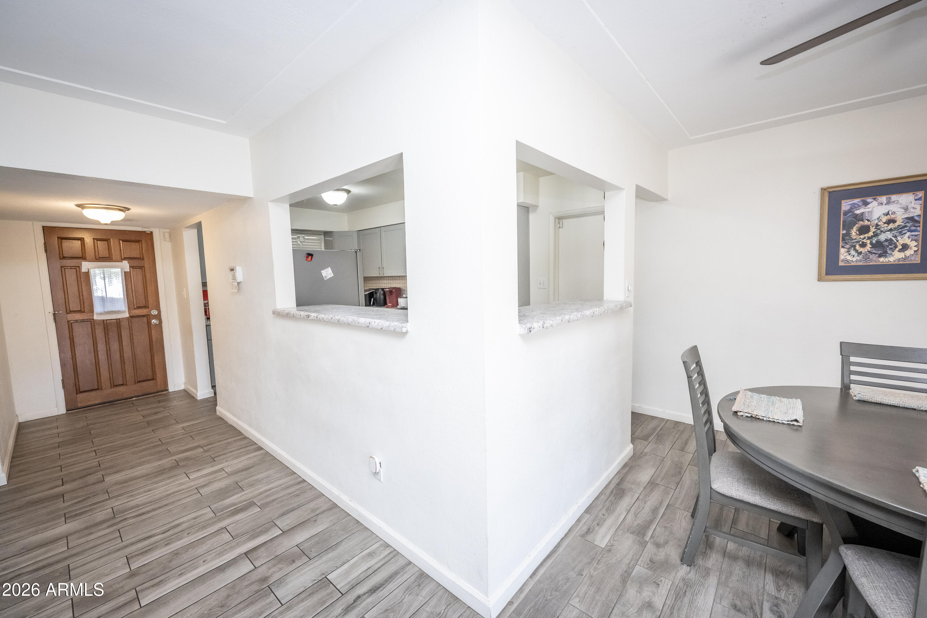 2101 West Glenn Drive Phoenix, AZ 85021 - Photo 29 of 48 DSC_9086