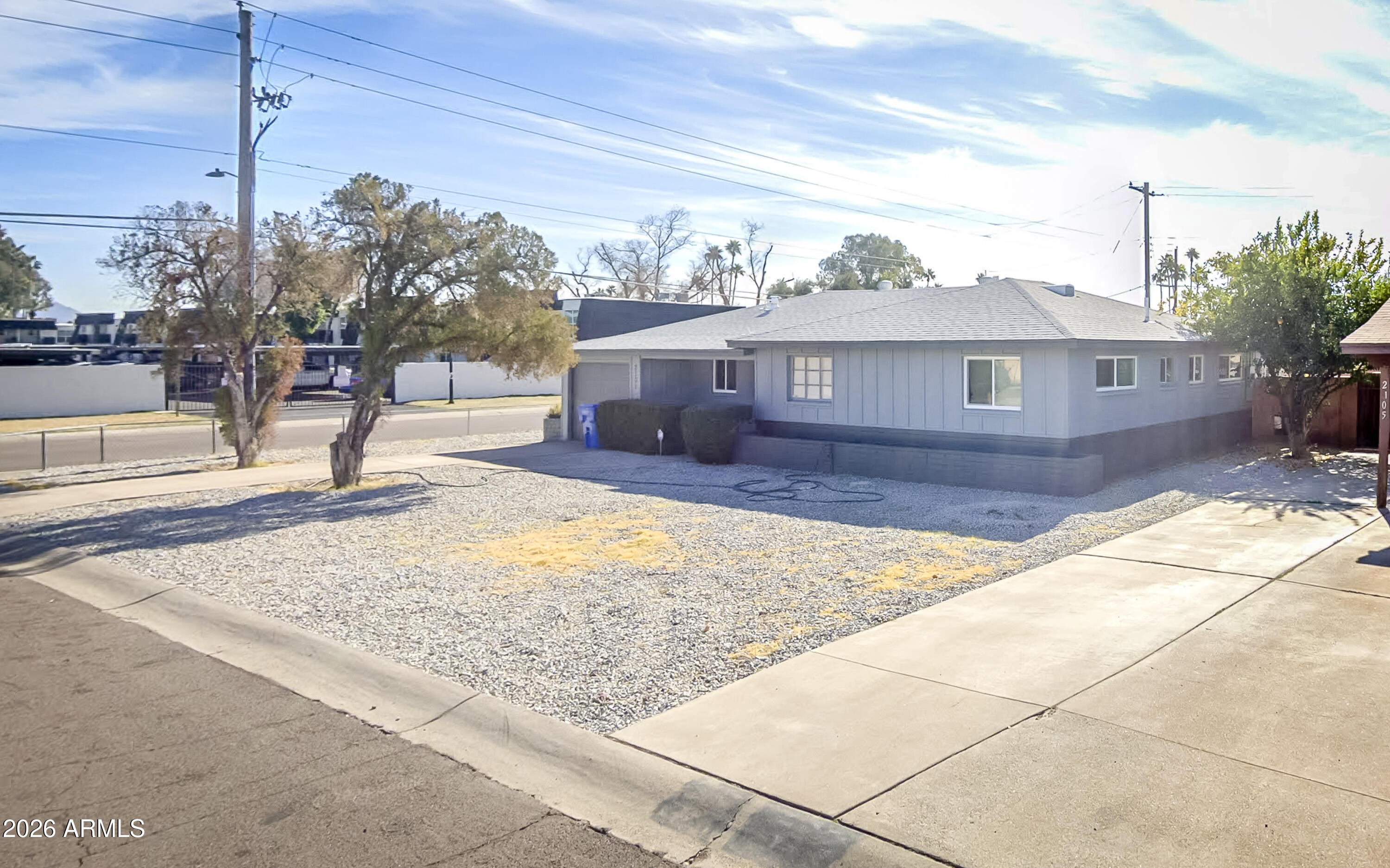 2101 West Glenn Drive Phoenix, AZ 85021 - Photo 6 of 48 2 - Copy