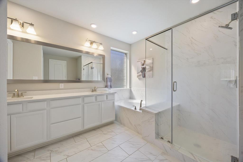 7504 Larson Lane Rowlett, TX 75089 - Photo 22 of 38