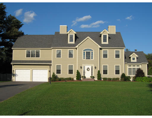 2 Pebbles Road West Bridgewater, MA 02379 - Photo 1 of 25 Gallery Image 1