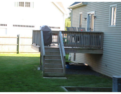 2 Pebbles Road West Bridgewater, MA 02379 - Photo 3 of 25 Gallery Image 3