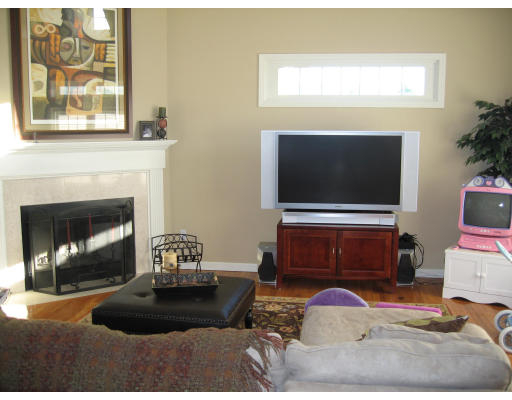 2 Pebbles Road West Bridgewater, MA 02379 - Photo 8 of 25 Gallery Image 8