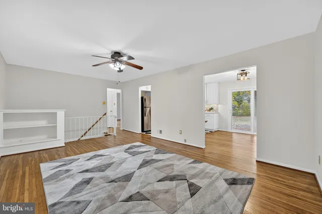 $3,500 | 13719 McGill Drive, Chantilly, VA 20151