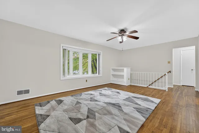 $3,500 | 13719 McGill Drive, Chantilly, VA 20151