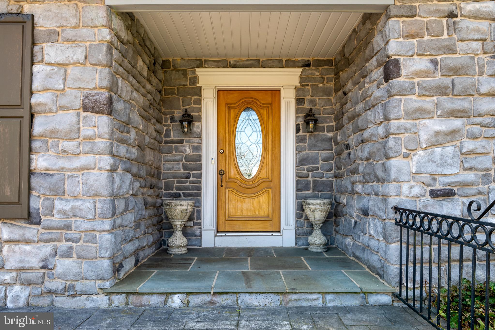 110 Brusen Drive Lititz, PA 17543 - Photo 8 of 73