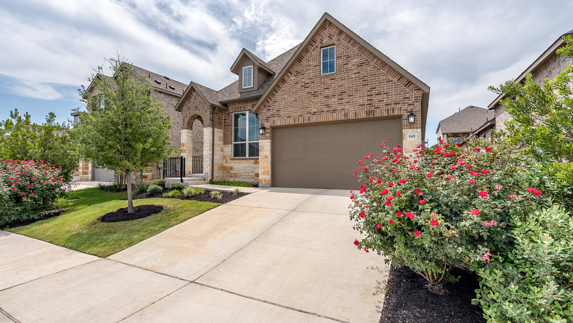 1101 Sendero Trail Georgetown, TX 78628 - Photo 3 of 35