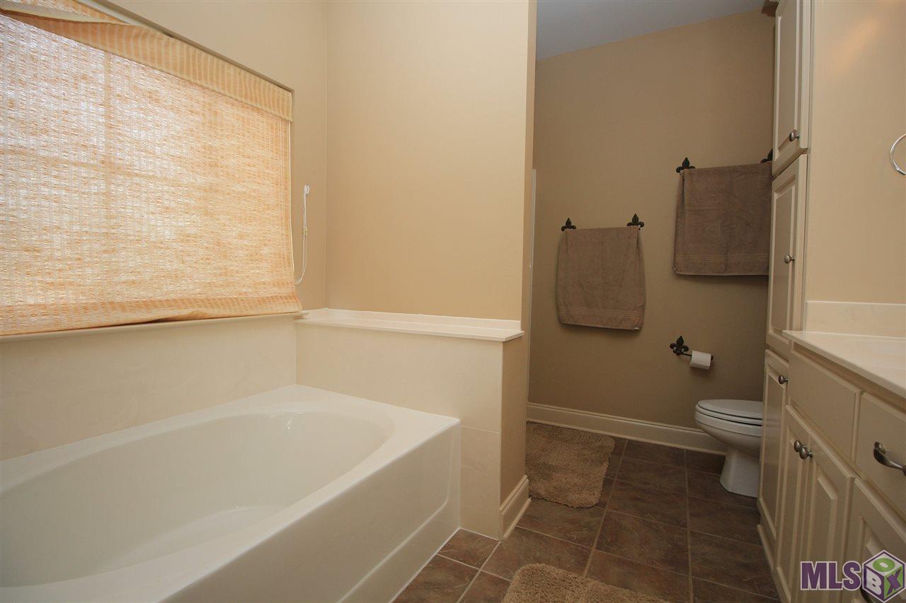 15002 Rimrock Court Baton Rouge, LA 70819 - Photo 11 of 18