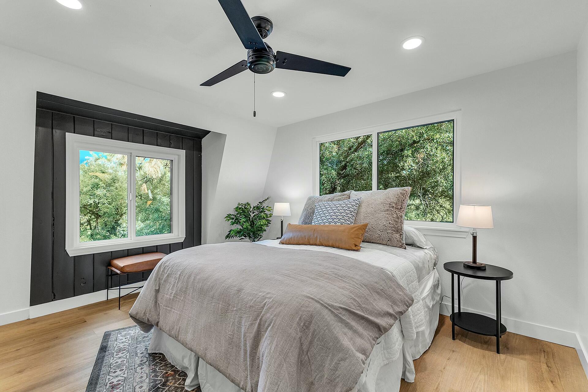 52895 Cedar Drive Idyllwild, CA 92549 - Photo 21 of 44 Upstairs Primary Bedroom