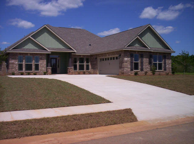 11699 Alabaster Drive Daphne, AL 36526 - Photo 1 of 1