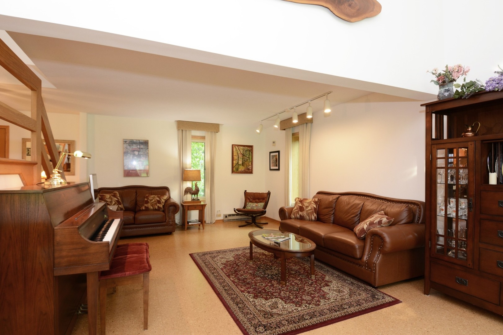 37W271 Weld Road Elgin, IL 60124 - Photo 5 of 34 a living room with furniture