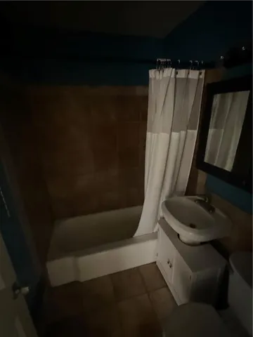 $179,950 | 200 Cherokee Drive, Belton, MO 64012