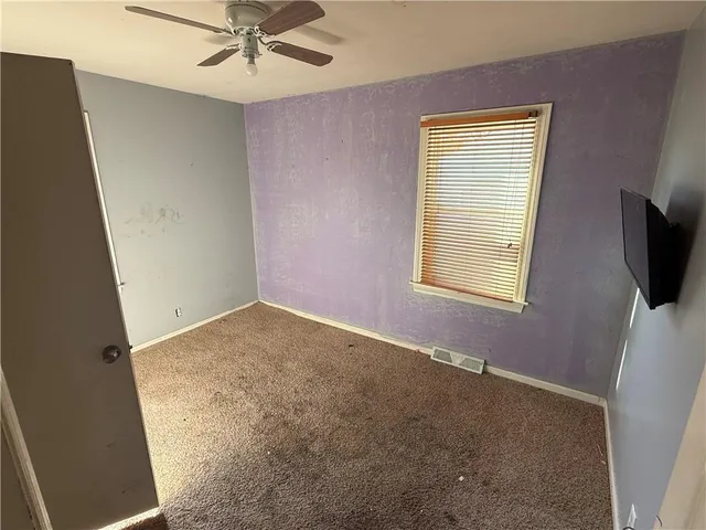 $179,950 | 200 Cherokee Drive, Belton, MO 64012