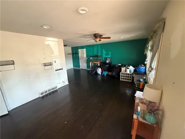 $179,950 | 200 Cherokee Drive, Belton, MO 64012