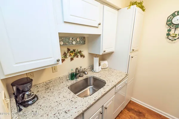 $145,900 | 3 Village Circle, Unit 104, Stroudsburg, PA 18360