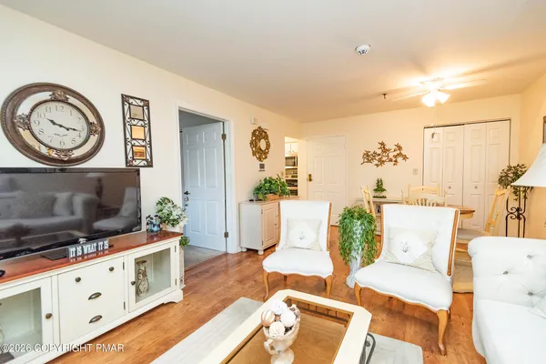 $145,900 | 3 Village Circle, Unit 104, Stroudsburg, PA 18360