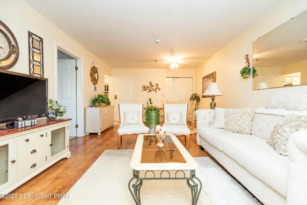 $145,900 | 3 Village Circle, Unit 104, Stroudsburg, PA 18360