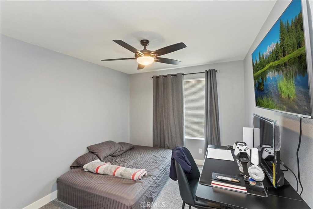 425 North Beechwood Avenue Rialto, CA 92376 - Photo 19 of 25