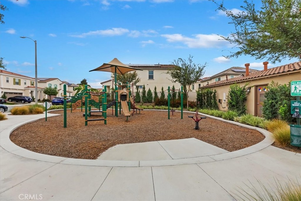 425 North Beechwood Avenue Rialto, CA 92376 - Photo 25 of 25